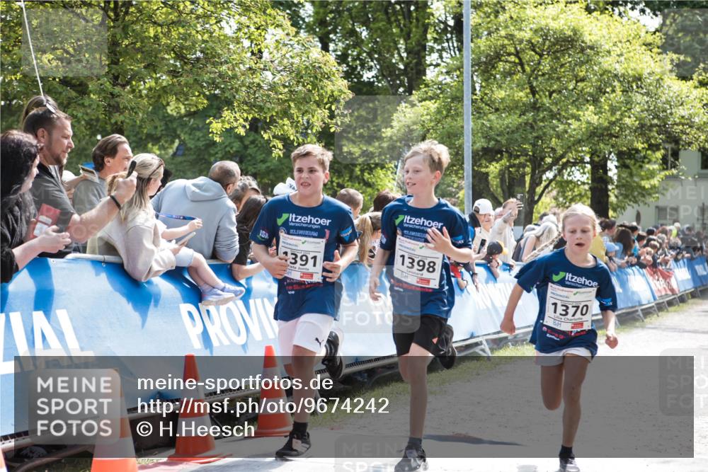 09.05.2026 - Störlauf H.Heesch http://msf.ph/oto/9674242 09.05.2026 14:45:02 Ziel 391, 1398, 1370 meine-sportfotos.de