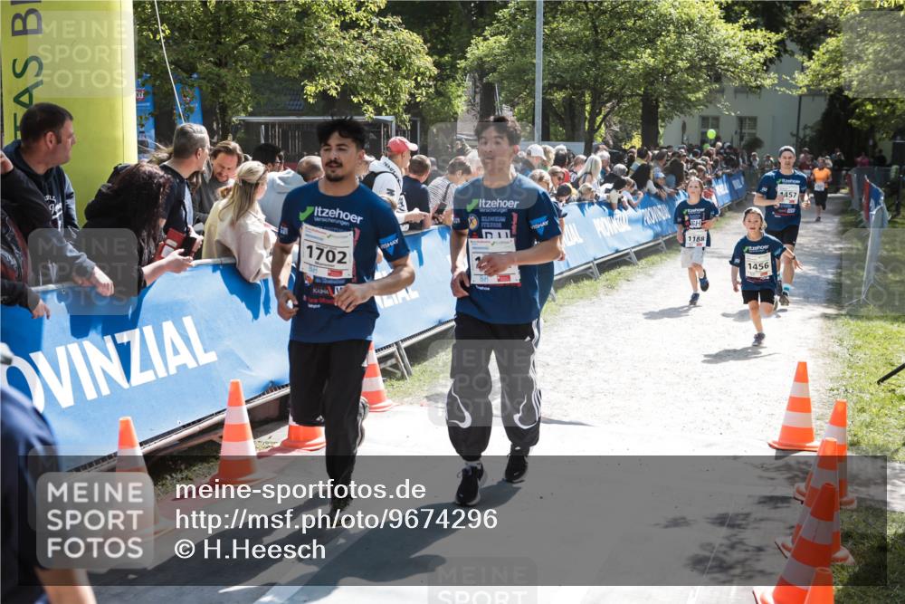 09.05.2026 - Störlauf H.Heesch http://msf.ph/oto/9674296 09.05.2026 14:45:32 Ziel 1702, 1457, 1188, 1456 meine-sportfotos.de