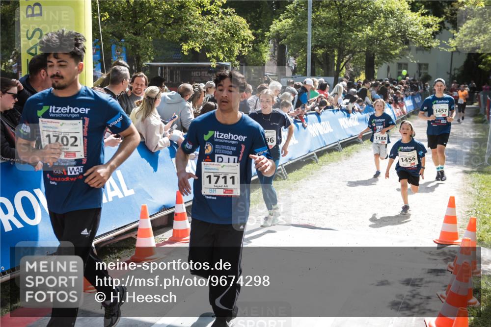 09.05.2026 - Störlauf H.Heesch http://msf.ph/oto/9674298 09.05.2026 14:45:33 Ziel 1702, 2026, 1711, 96, 1457, 1188, 1456 meine-sportfotos.de