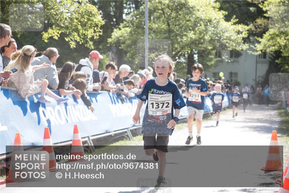 09.05.2026 - Störlauf H.Heesch http://msf.ph/oto/9674381 09.05.2026 14:46:31 Ziel 2026, 1372, 1293 meine-sportfotos.de