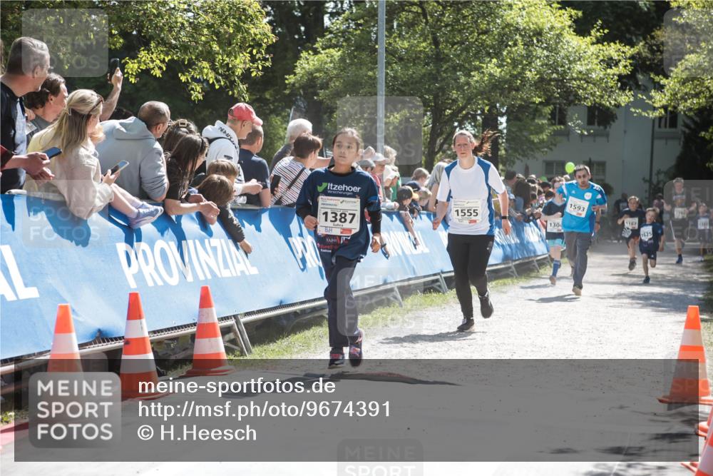 09.05.2026 - Störlauf H.Heesch http://msf.ph/oto/9674391 09.05.2026 14:46:38 Ziel 1387, 1555, 1304, 1593, 1167, 1625, 129, 00 meine-sportfotos.de