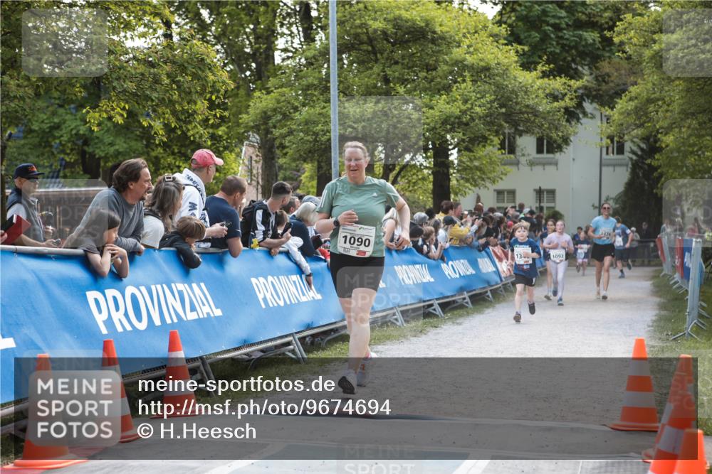 09.05.2026 - Störlauf H.Heesch http://msf.ph/oto/9674694 09.05.2026 14:50:47 Ziel 1090, 13, 1092 meine-sportfotos.de