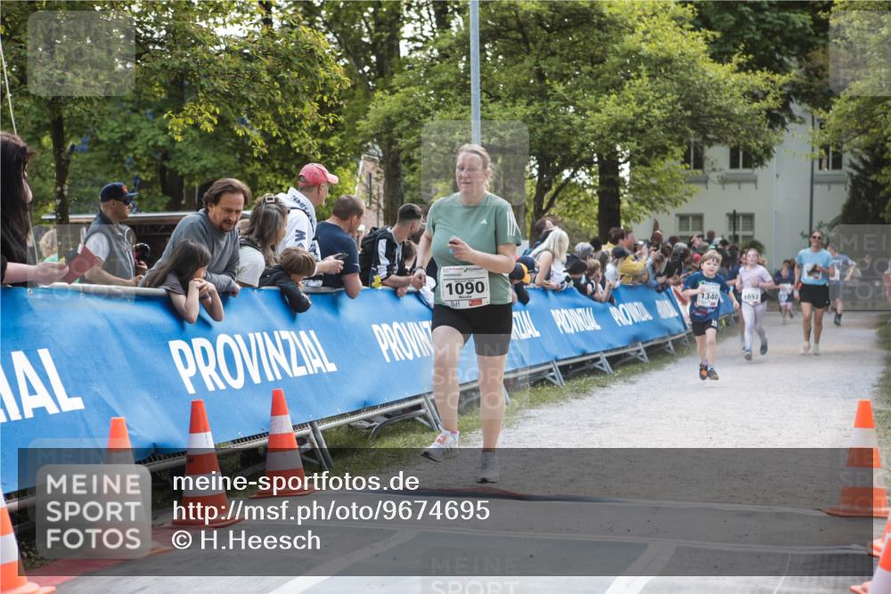 09.05.2026 - Störlauf H.Heesch http://msf.ph/oto/9674695 09.05.2026 14:50:47 Ziel 1090, 1340, 1092 meine-sportfotos.de