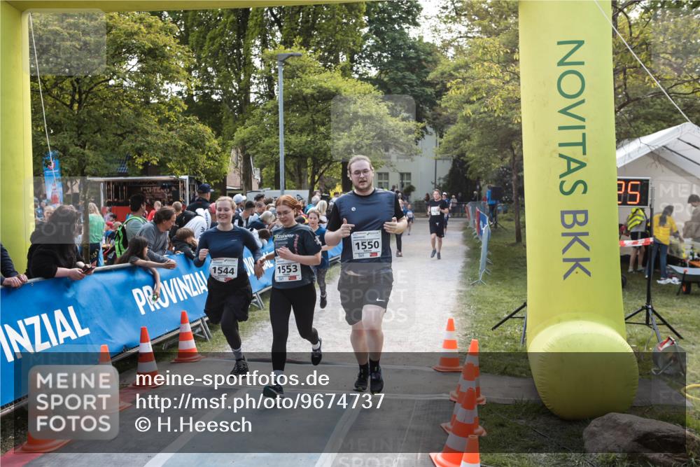 09.05.2026 - Störlauf H.Heesch http://msf.ph/oto/9674737 09.05.2026 14:51:25 Ziel 1544, 1553, 1550 meine-sportfotos.de
