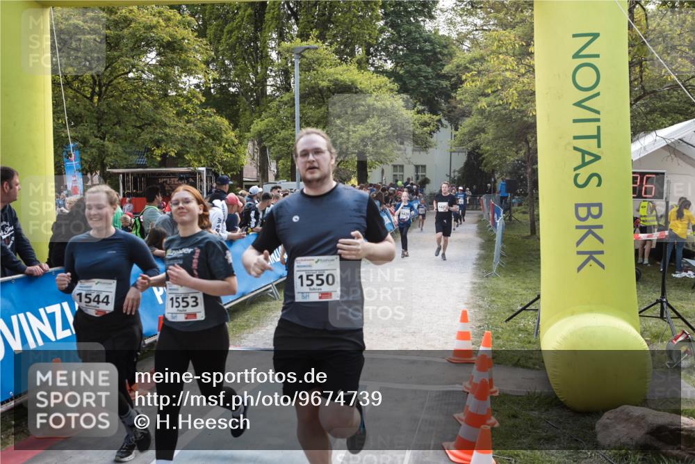 09.05.2026 - Störlauf H.Heesch http://msf.ph/oto/9674739 09.05.2026 14:51:26 Ziel 1544, 1553, 1550 meine-sportfotos.de