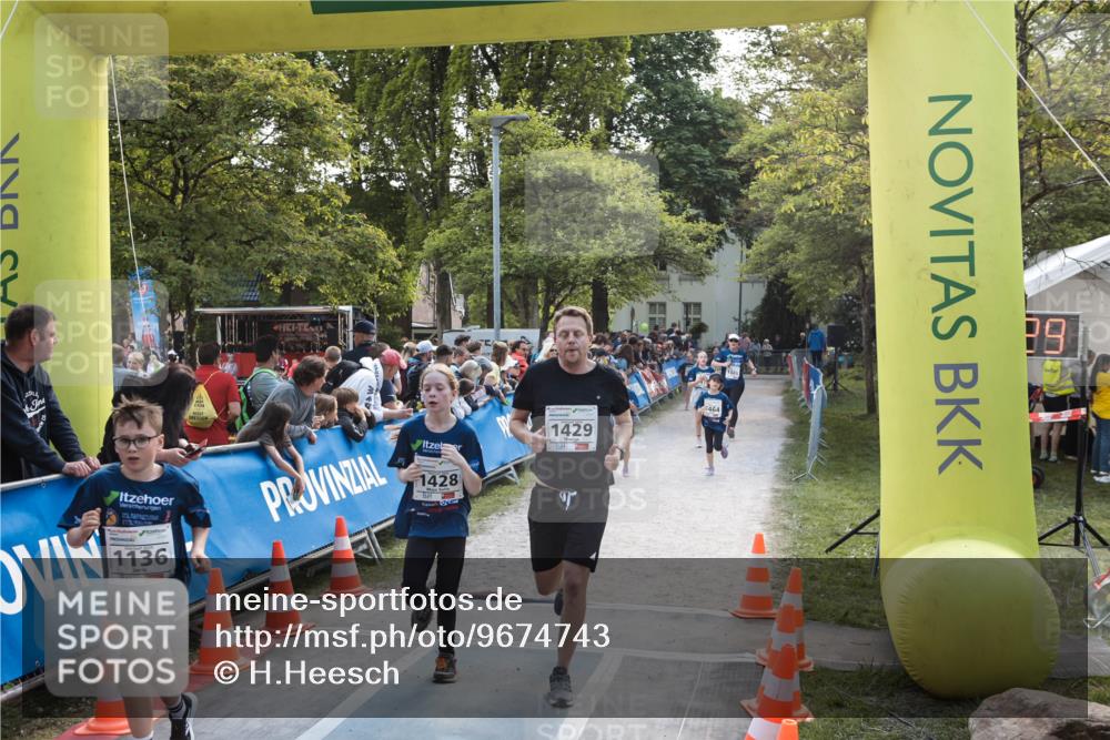 09.05.2026 - Störlauf H.Heesch http://msf.ph/oto/9674743 09.05.2026 14:51:30 Ziel 1136, 1428, 1429 meine-sportfotos.de