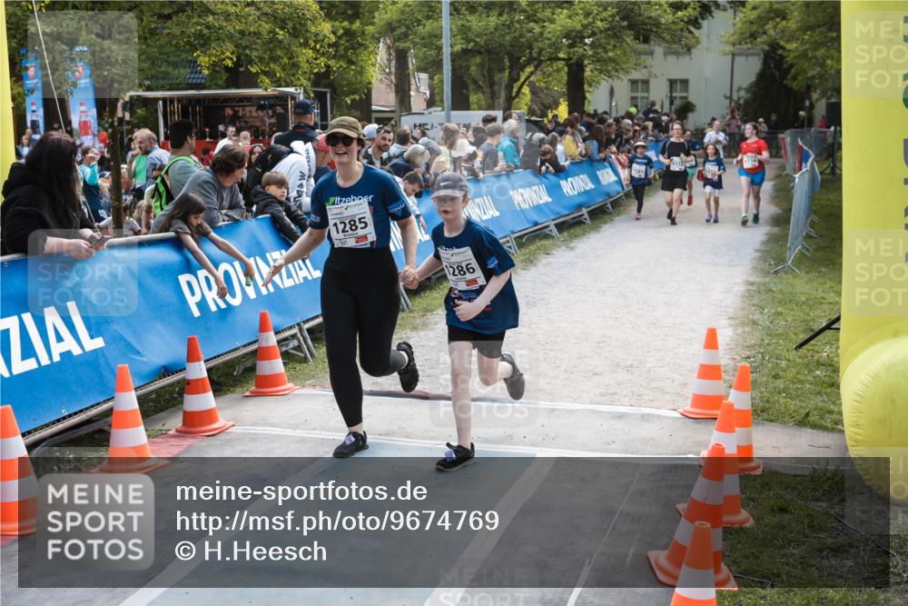 09.05.2026 - Störlauf H.Heesch http://msf.ph/oto/9674769 09.05.2026 14:51:51 Ziel 1285, 1286, 1119 meine-sportfotos.de