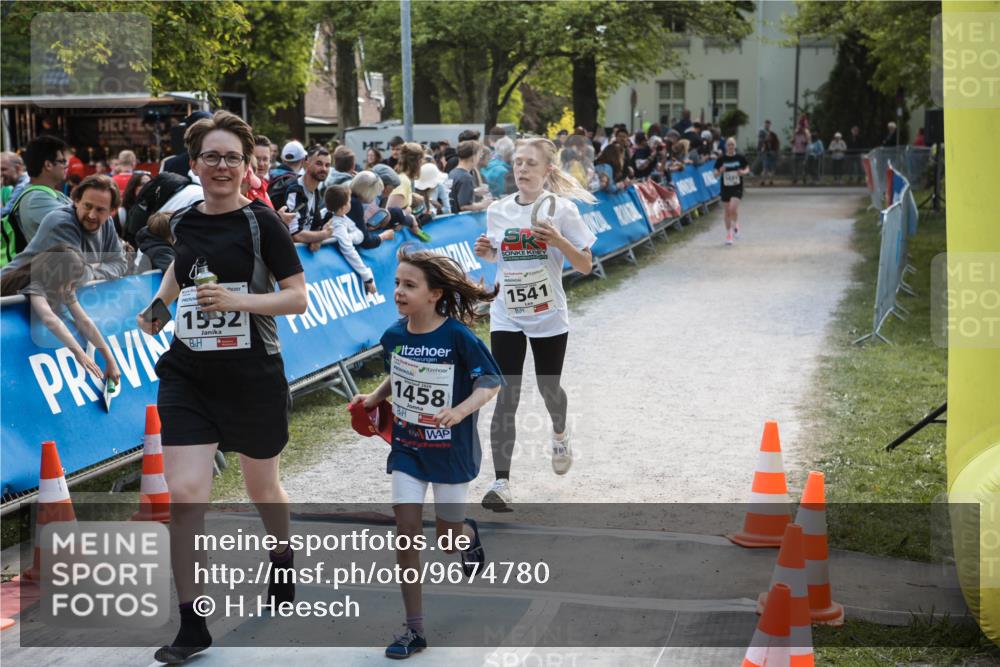 09.05.2026 - Störlauf H.Heesch http://msf.ph/oto/9674780 09.05.2026 14:51:58 Ziel 1552, 1458, 1541 meine-sportfotos.de