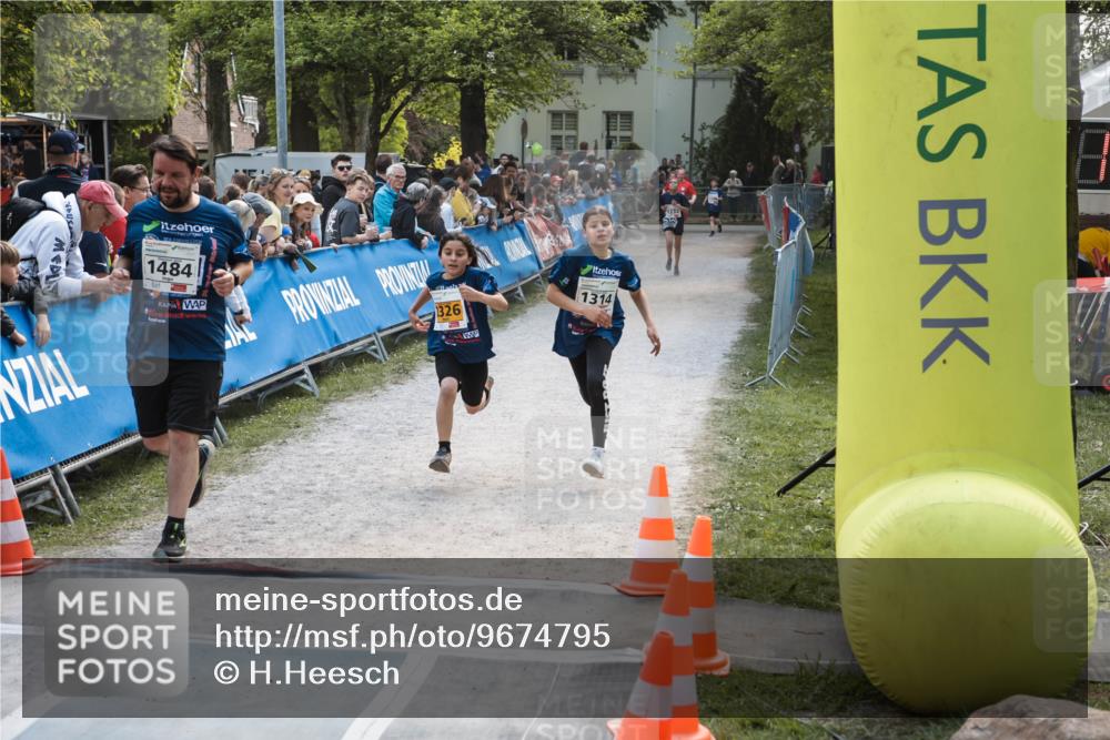 09.05.2026 - Störlauf H.Heesch http://msf.ph/oto/9674795 09.05.2026 14:52:16 Ziel 326, 1484, 1314 meine-sportfotos.de