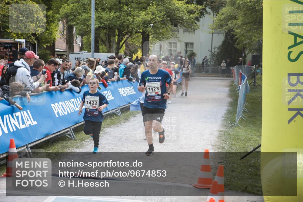 09.05.2026 - Störlauf H.Heesch http://msf.ph/oto/9674853 09.05.2026 14:52:50 Ziel 1422, 1423, 1718 meine-sportfotos.de