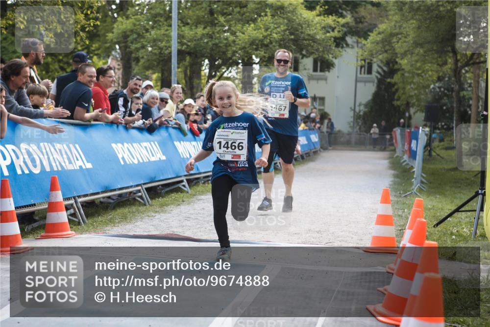 09.05.2026 - Störlauf H.Heesch http://msf.ph/oto/9674888 09.05.2026 14:53:33 Ziel 2026, 1466, 1467 meine-sportfotos.de