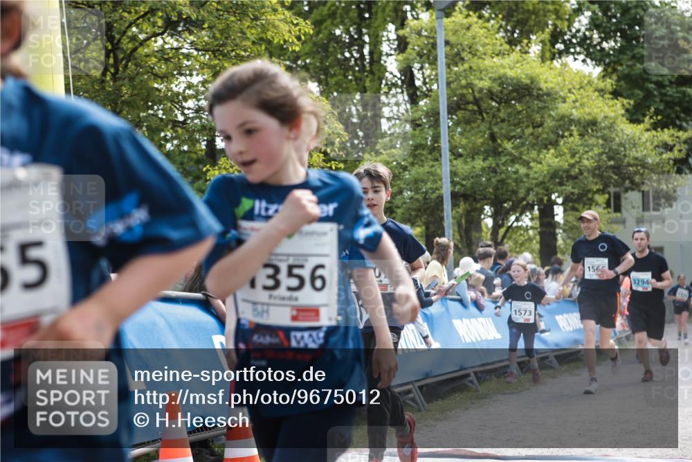09.05.2026 - Störlauf H.Heesch http://msf.ph/oto/9675012 09.05.2026 14:56:27 Ziel 5, 27, 1356, 1573, 1566, 3294 meine-sportfotos.de