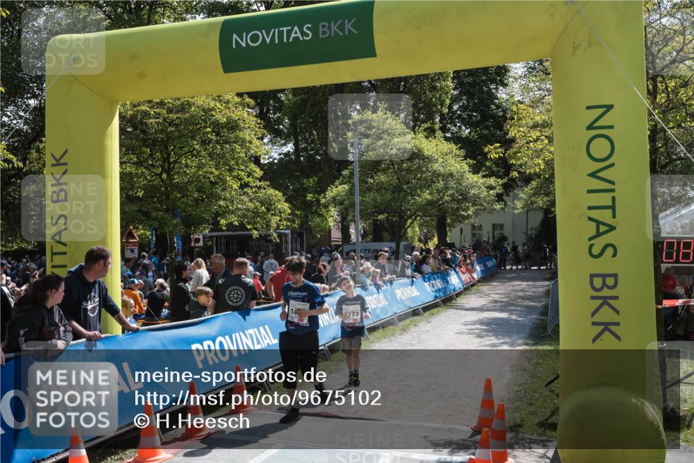 09.05.2026 - Störlauf H.Heesch http://msf.ph/oto/9675102 09.05.2026 15:00:07 Ziel 1000, 14, 1373, 08 meine-sportfotos.de