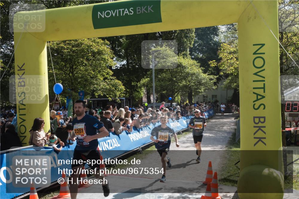 09.05.2026 - Störlauf H.Heesch http://msf.ph/oto/9675354 09.05.2026 15:25:03 Ziel 2207, 2206 meine-sportfotos.de