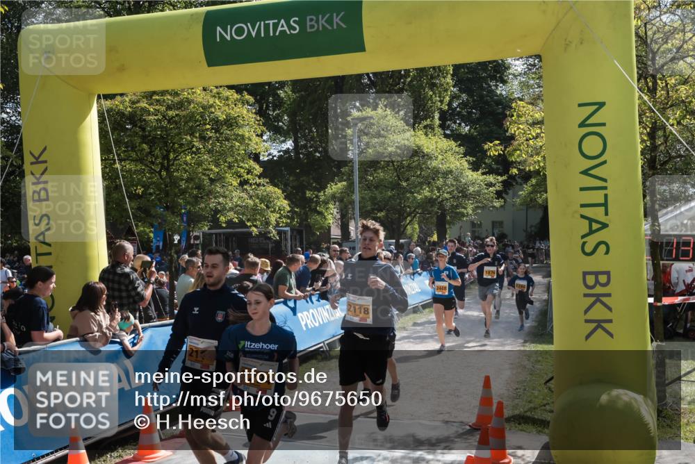 09.05.2026 - Störlauf H.Heesch http://msf.ph/oto/9675650 09.05.2026 15:30:13 Ziel 3, 1, 2294, 2118, 2448, 96, 1876, 2286 meine-sportfotos.de
