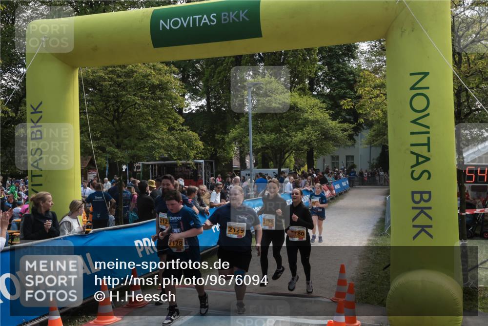 09.05.2026 - Störlauf H.Heesch http://msf.ph/oto/9676094 09.05.2026 15:38:54 Ziel 2128, 2129, 59 meine-sportfotos.de