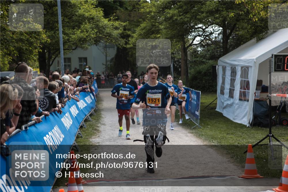 09.05.2026 - Störlauf H.Heesch http://msf.ph/oto/9676131 09.05.2026 15:36:03 Ziel 282, 1921, 398 meine-sportfotos.de