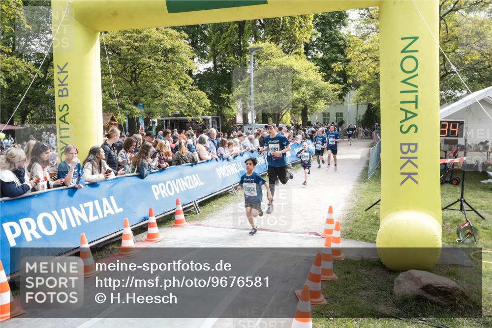 09.05.2026 - Störlauf H.Heesch http://msf.ph/oto/9676581 09.05.2026 16:26:37 Ziel 3404, 3202, 3297, 88 meine-sportfotos.de