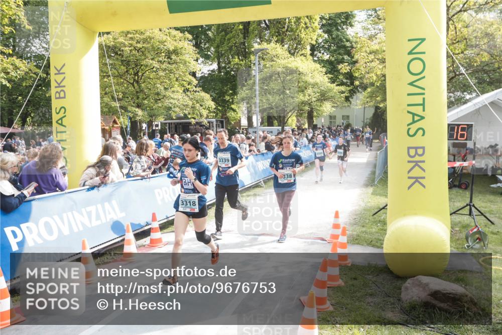 09.05.2026 - Störlauf H.Heesch http://msf.ph/oto/9676753 09.05.2026 16:31:19 Ziel 3318, 3339, 338 meine-sportfotos.de