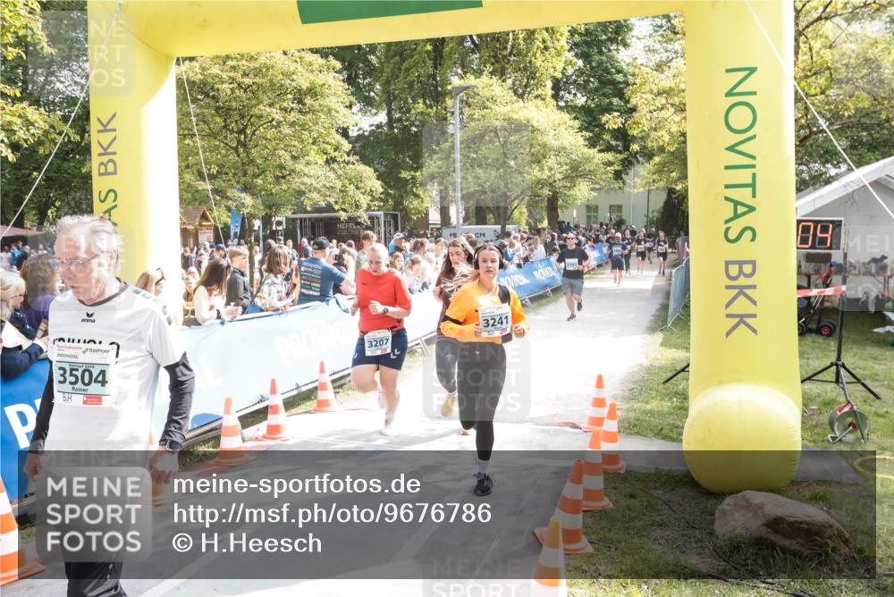 09.05.2026 - Störlauf H.Heesch http://msf.ph/oto/9676786 09.05.2026 16:32:06 Ziel 3504, 3207, 3241 meine-sportfotos.de
