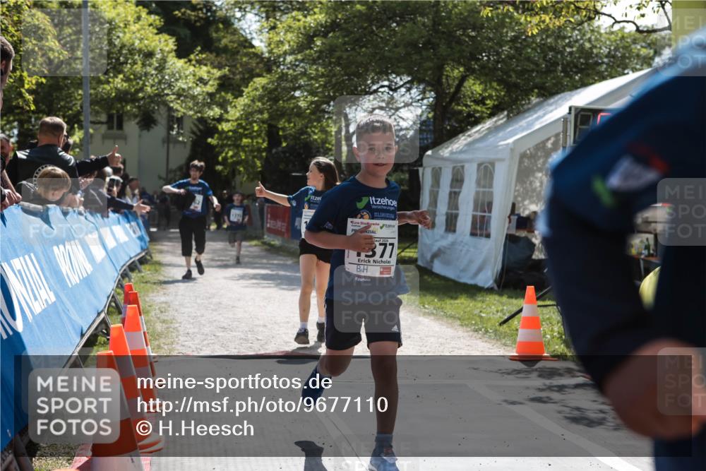 09.05.2026 - Störlauf H.Heesch http://msf.ph/oto/9677110 09.05.2026 15:00:03 Ziel 2026, 377 meine-sportfotos.de