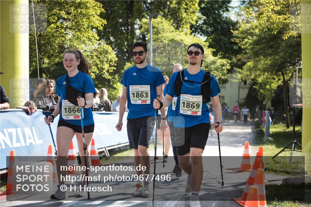09.05.2026 - Störlauf H.Heesch http://msf.ph/oto/9677496 09.05.2026 16:08:28 Ziel 1866, 1863, 1869, 1 meine-sportfotos.de