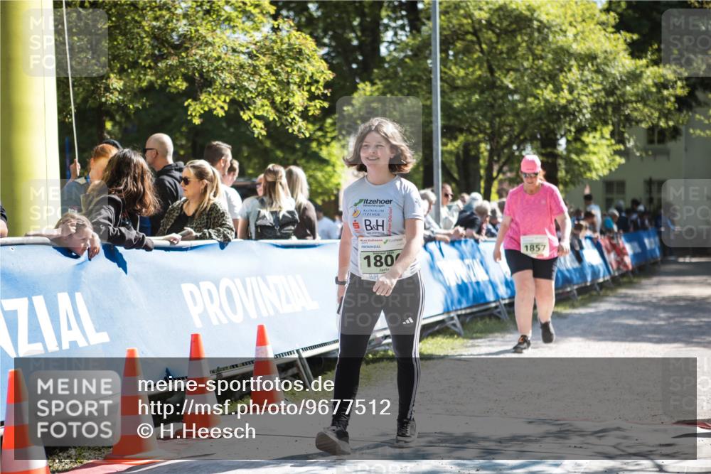 09.05.2026 - Störlauf H.Heesch http://msf.ph/oto/9677512 09.05.2026 16:08:46 Ziel 2026, 180, 1857 meine-sportfotos.de