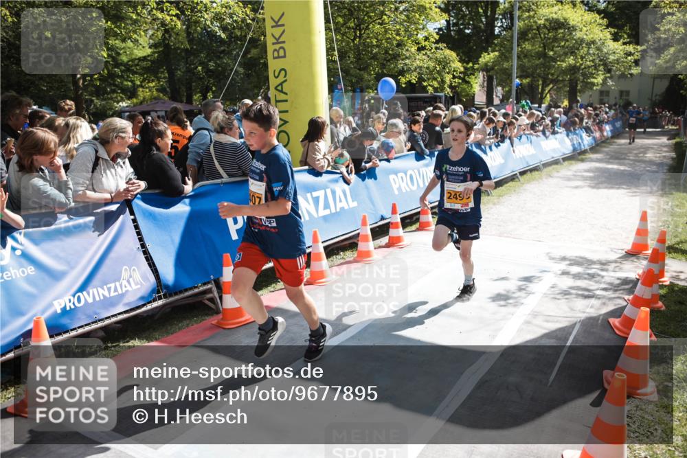 09.05.2026 - Störlauf H.Heesch http://msf.ph/oto/9677895 09.05.2026 15:25:35 Ziel 240 meine-sportfotos.de