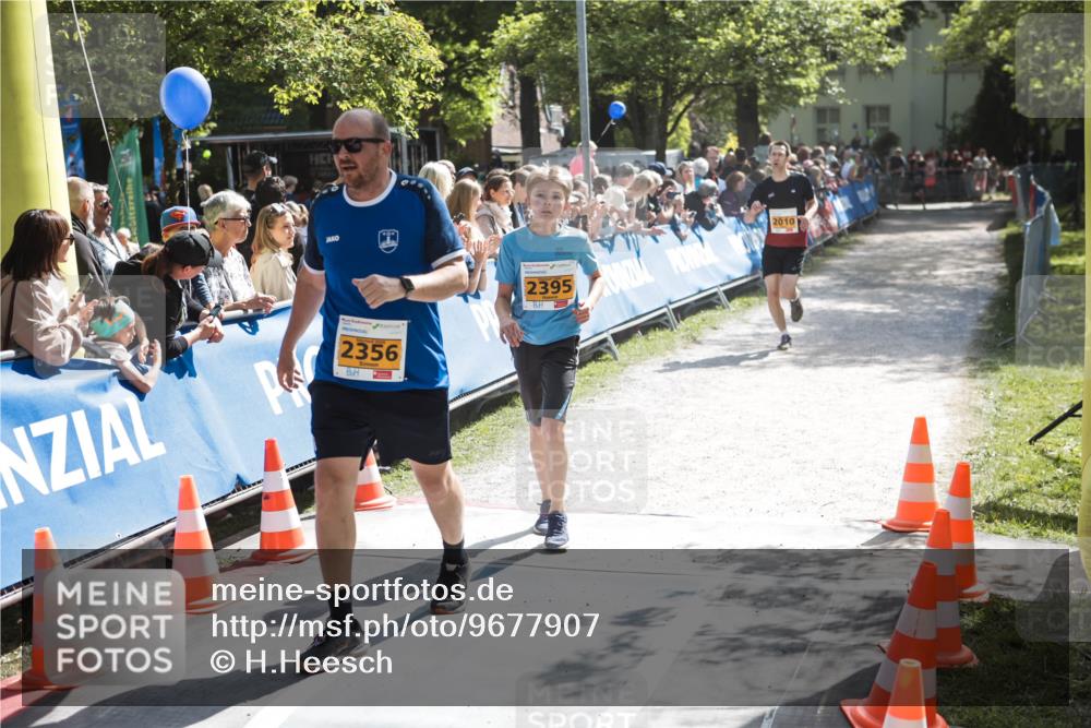 09.05.2026 - Störlauf H.Heesch http://msf.ph/oto/9677907 09.05.2026 15:25:45 Ziel 2356, 2395, 2010 meine-sportfotos.de