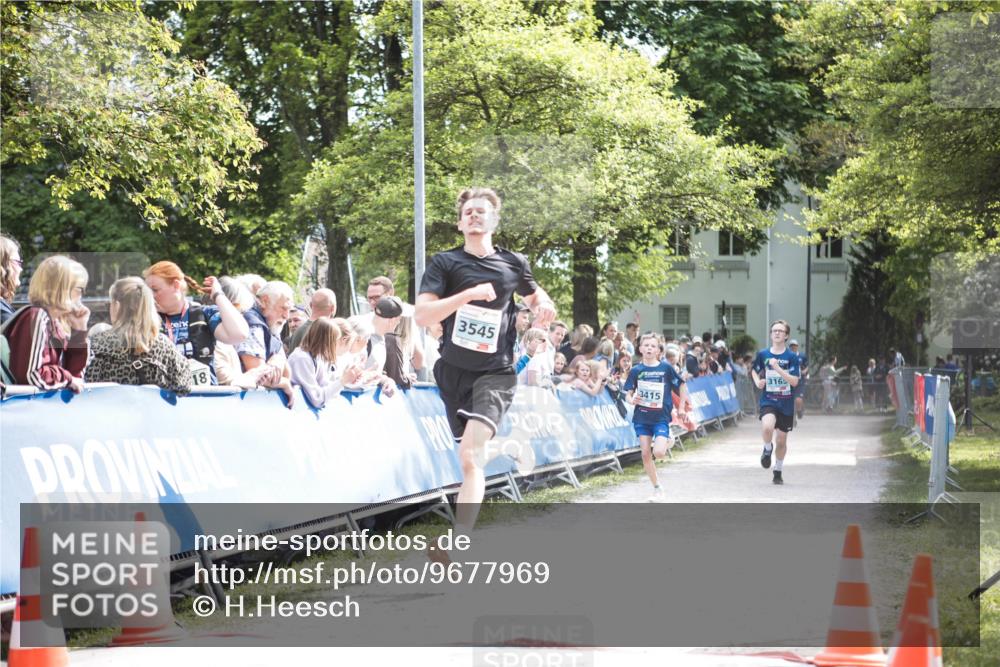 09.05.2026 - Störlauf H.Heesch http://msf.ph/oto/9677969 09.05.2026 16:23:32 Ziel 18, 3545, 3415, 316 meine-sportfotos.de