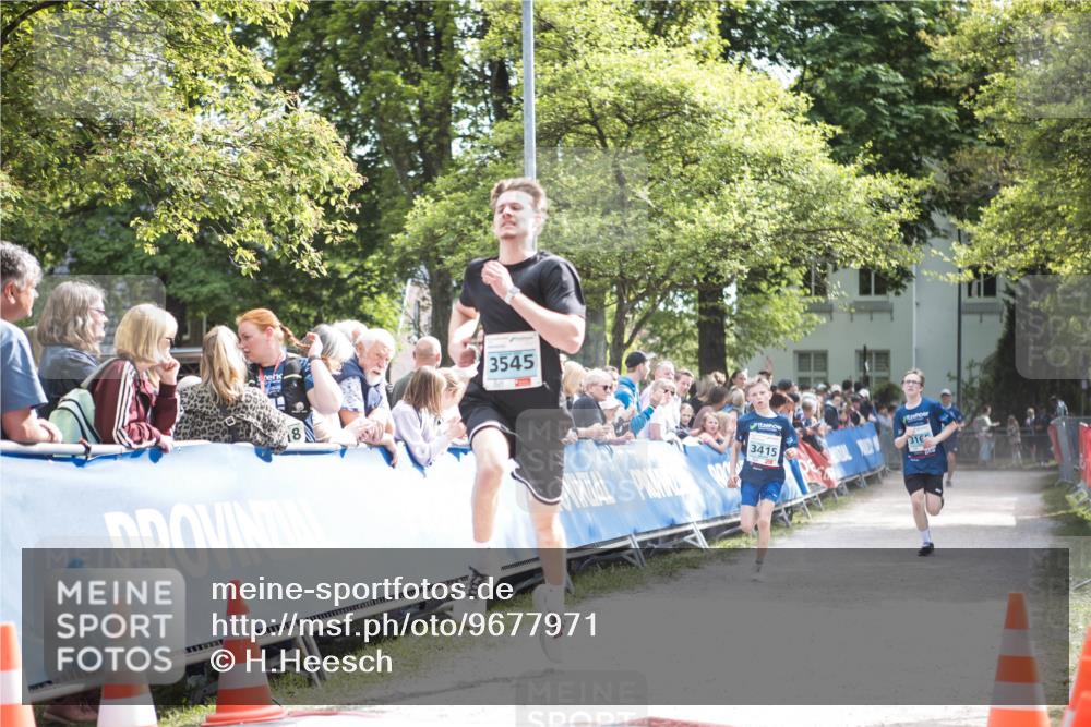 09.05.2026 - Störlauf H.Heesch http://msf.ph/oto/9677971 09.05.2026 16:23:32 Ziel 3545, 3415, 316 meine-sportfotos.de
