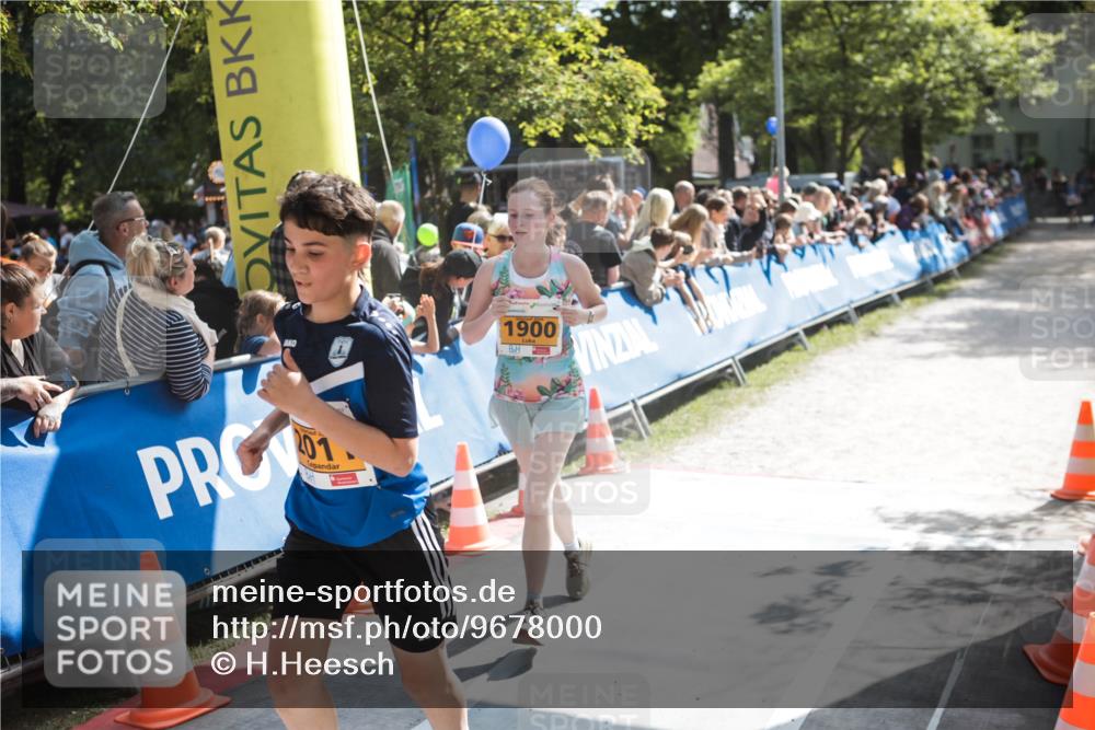 09.05.2026 - Störlauf H.Heesch http://msf.ph/oto/9678000 09.05.2026 15:26:26 Ziel 1900 meine-sportfotos.de