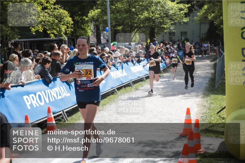 09.05.2026 - Störlauf H.Heesch http://msf.ph/oto/9678061 09.05.2026 15:26:47 Ziel 92, 1983, 1986 meine-sportfotos.de