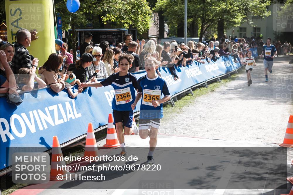 09.05.2026 - Störlauf H.Heesch http://msf.ph/oto/9678220 09.05.2026 15:27:47 Ziel 2366, 2365 meine-sportfotos.de