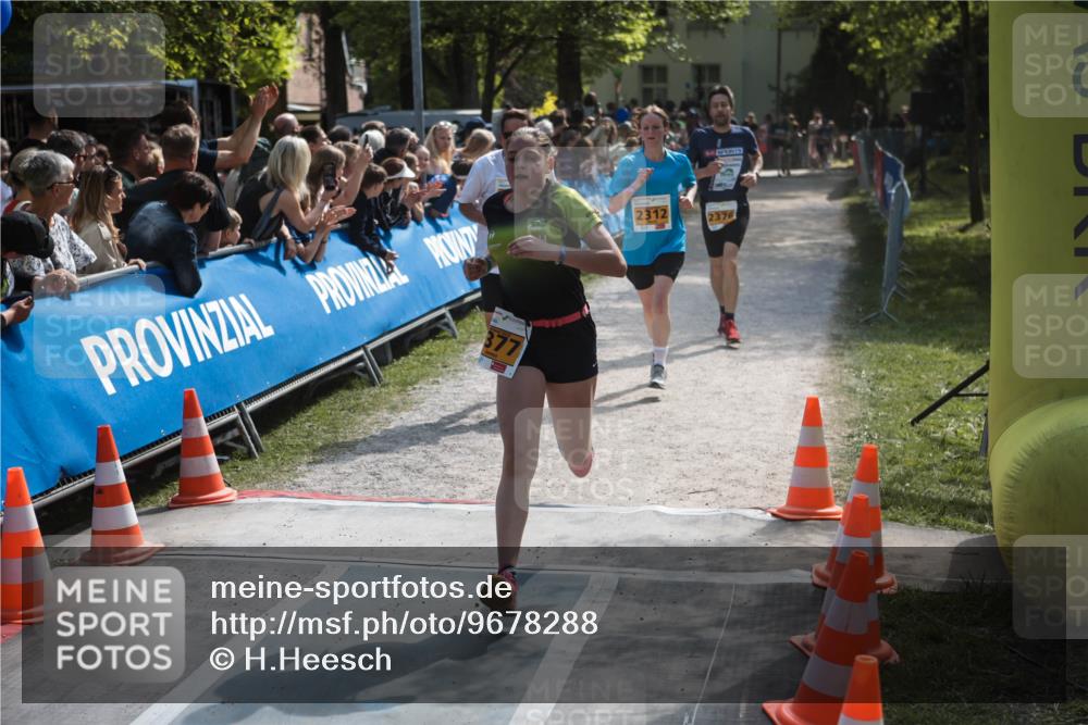09.05.2026 - Störlauf H.Heesch http://msf.ph/oto/9678288 09.05.2026 15:28:15 Ziel 2312, 377, 2376 meine-sportfotos.de