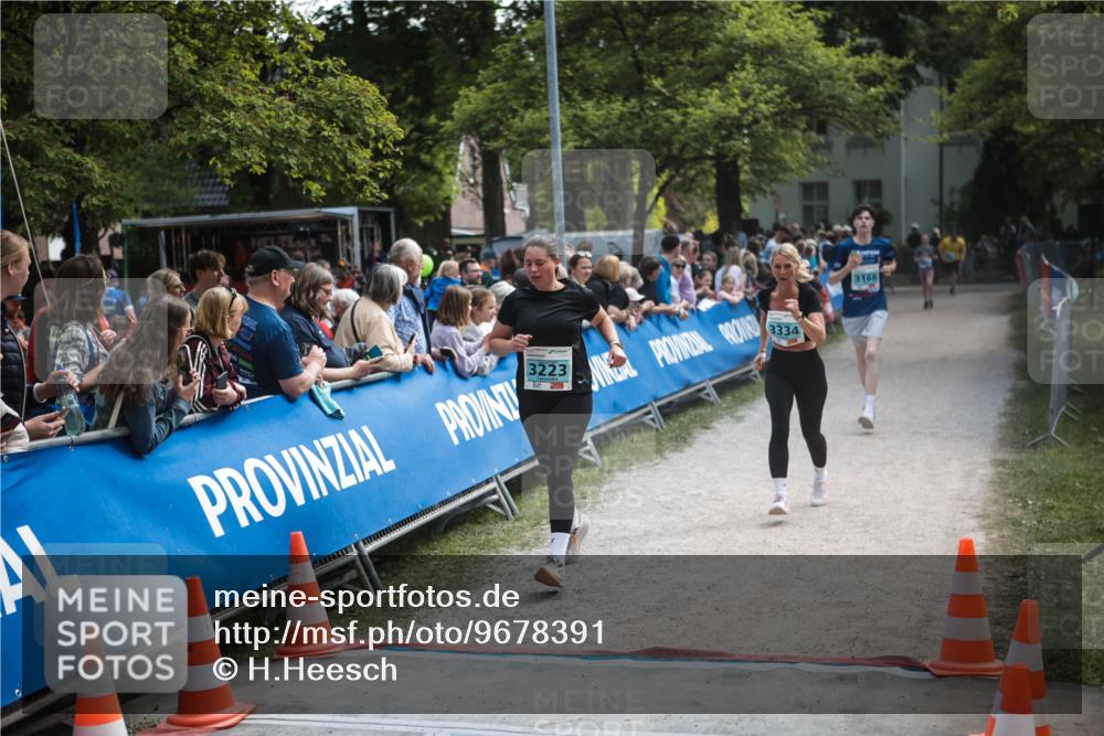 09.05.2026 - Störlauf H.Heesch http://msf.ph/oto/9678391 09.05.2026 16:27:16 Ziel 3223, 3334, 3166 meine-sportfotos.de