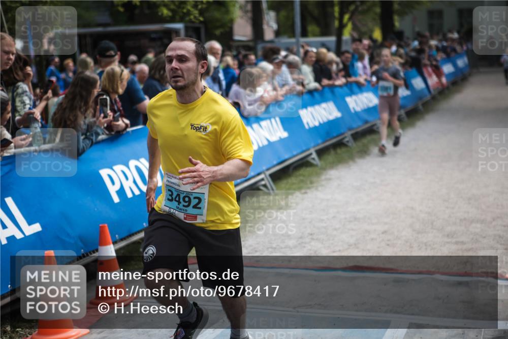 09.05.2026 - Störlauf H.Heesch http://msf.ph/oto/9678417 09.05.2026 16:27:23 Ziel 2026, 3492 meine-sportfotos.de