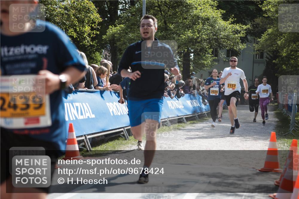 09.05.2026 - Störlauf H.Heesch http://msf.ph/oto/9678424 09.05.2026 15:28:58 Ziel 2157, 2024, 2439, 1916, 1938 meine-sportfotos.de