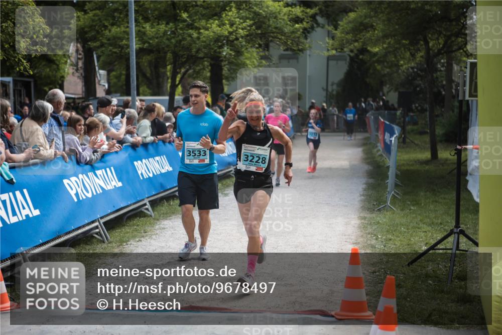 09.05.2026 - Störlauf H.Heesch http://msf.ph/oto/9678497 09.05.2026 16:27:54 Ziel 3533, 3228, 3312 meine-sportfotos.de