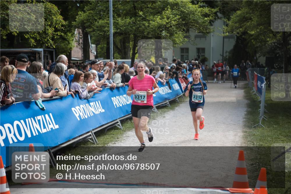 09.05.2026 - Störlauf H.Heesch http://msf.ph/oto/9678507 09.05.2026 16:27:57 Ziel 3317, 3312 meine-sportfotos.de