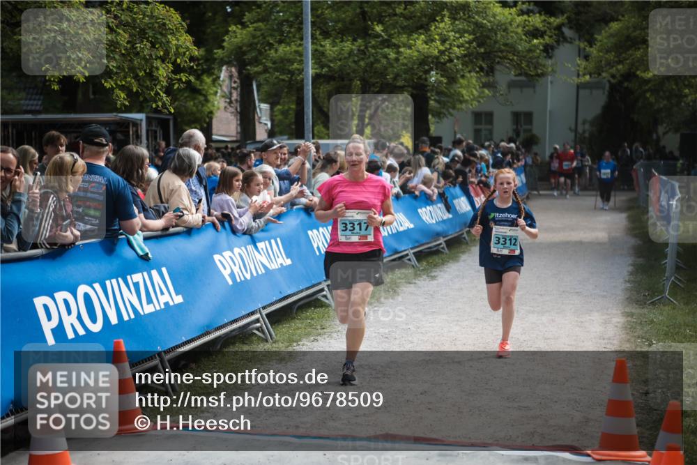 09.05.2026 - Störlauf H.Heesch http://msf.ph/oto/9678509 09.05.2026 16:27:57 Ziel 3317, 3312 meine-sportfotos.de