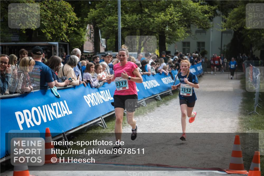 09.05.2026 - Störlauf H.Heesch http://msf.ph/oto/9678511 09.05.2026 16:27:57 Ziel 3317, 3312 meine-sportfotos.de