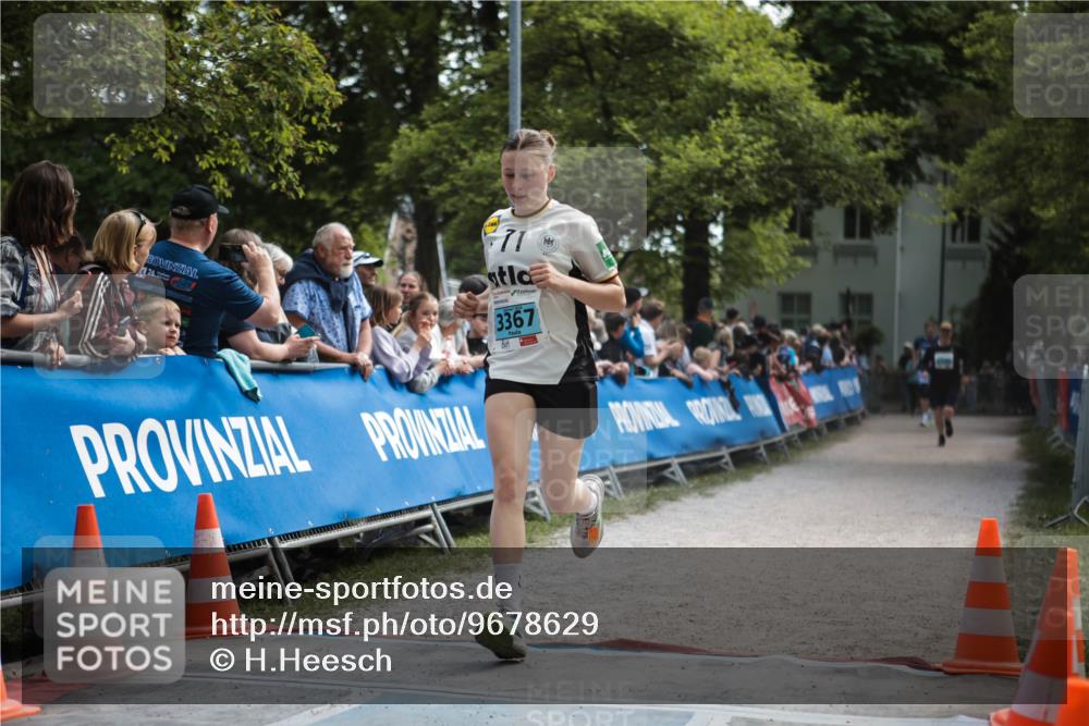09.05.2026 - Störlauf H.Heesch http://msf.ph/oto/9678629 09.05.2026 16:28:56 Ziel 26, 71, 3367 meine-sportfotos.de