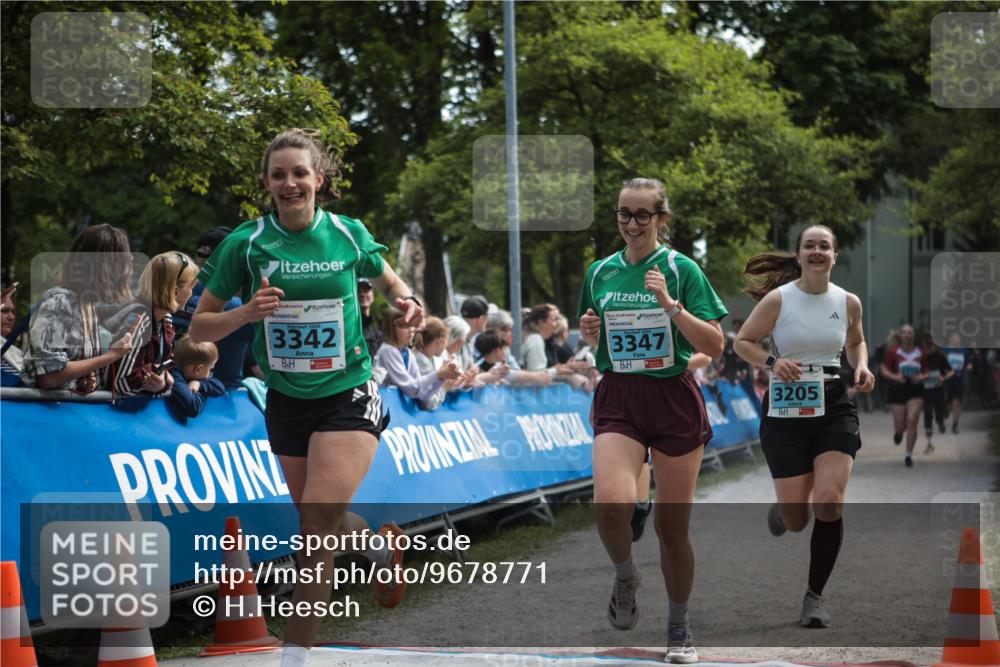 09.05.2026 - Störlauf H.Heesch http://msf.ph/oto/9678771 09.05.2026 16:29:50 Ziel 3342, 3347, 3205 meine-sportfotos.de