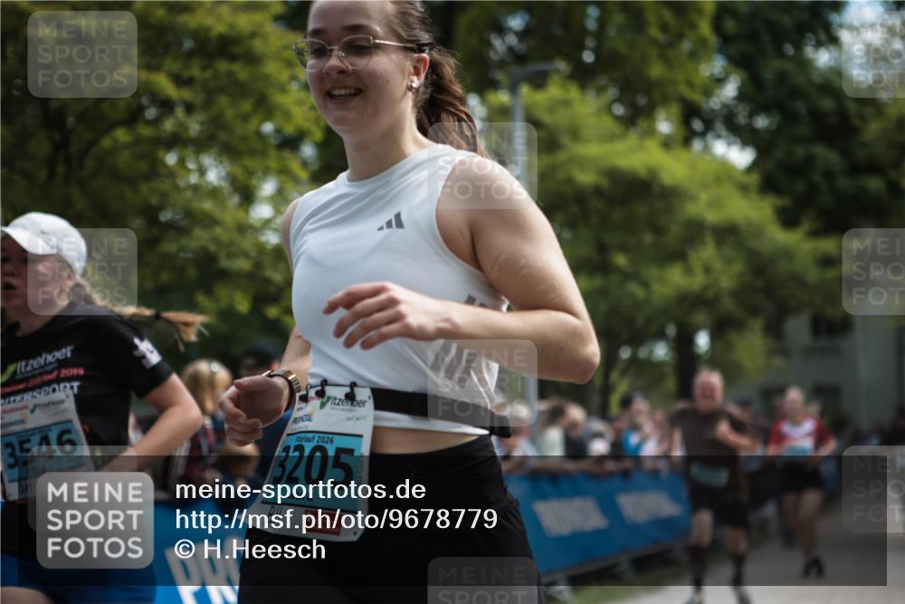 09.05.2026 - Störlauf H.Heesch http://msf.ph/oto/9678779 09.05.2026 16:29:52 Ziel 2010, 3546, 2026, 3205 meine-sportfotos.de