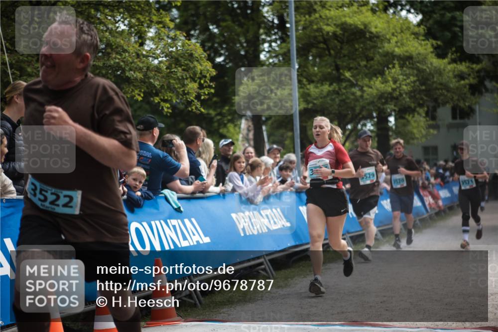 09.05.2026 - Störlauf H.Heesch http://msf.ph/oto/9678787 09.05.2026 16:29:54 Ziel 3522, 5529, 3520, 3521 meine-sportfotos.de