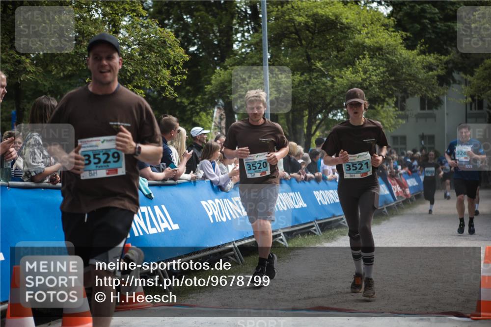 09.05.2026 - Störlauf H.Heesch http://msf.ph/oto/9678799 09.05.2026 16:29:56 Ziel 3529, 3520, 3521, 324 meine-sportfotos.de