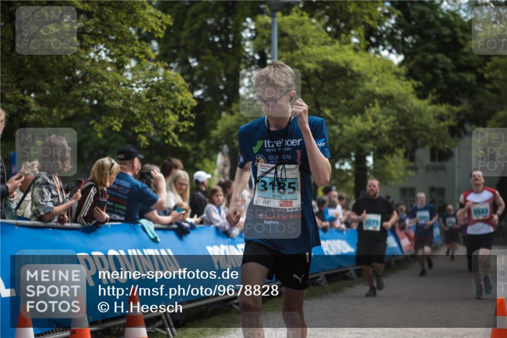09.05.2026 - Störlauf H.Heesch http://msf.ph/oto/9678828 09.05.2026 16:30:11 Ziel 72, 3185, 307, 3547 meine-sportfotos.de