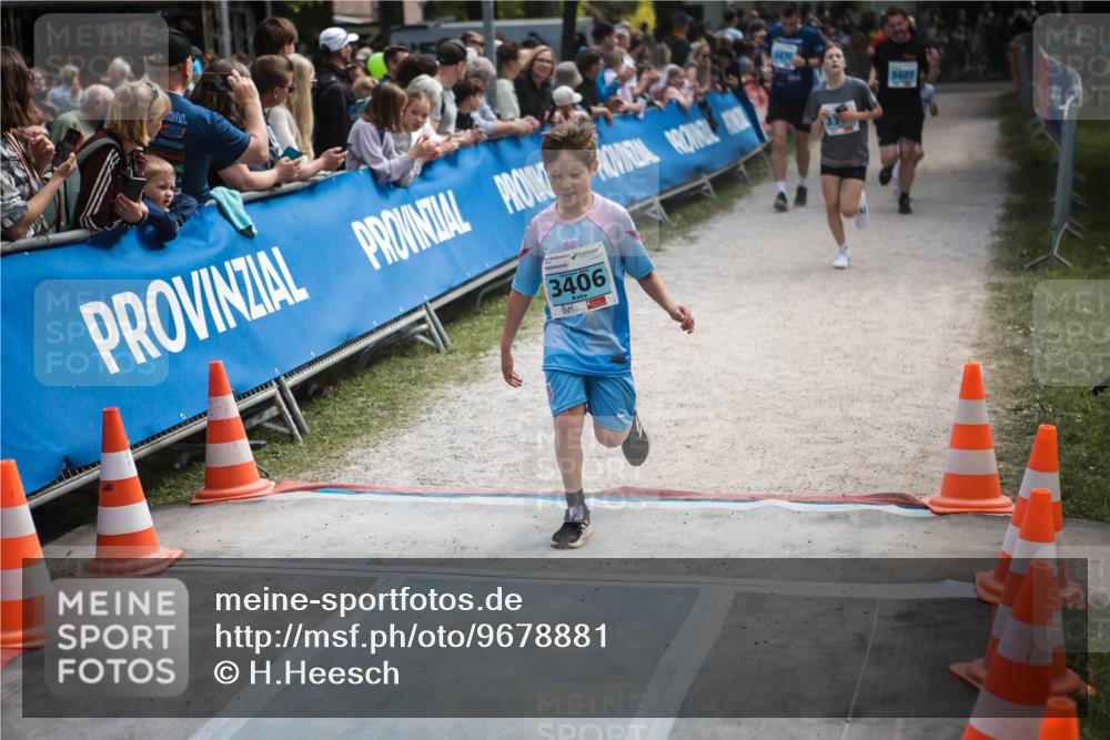 09.05.2026 - Störlauf H.Heesch http://msf.ph/oto/9678881 09.05.2026 16:30:34 Ziel 4, 3406, 3407 meine-sportfotos.de