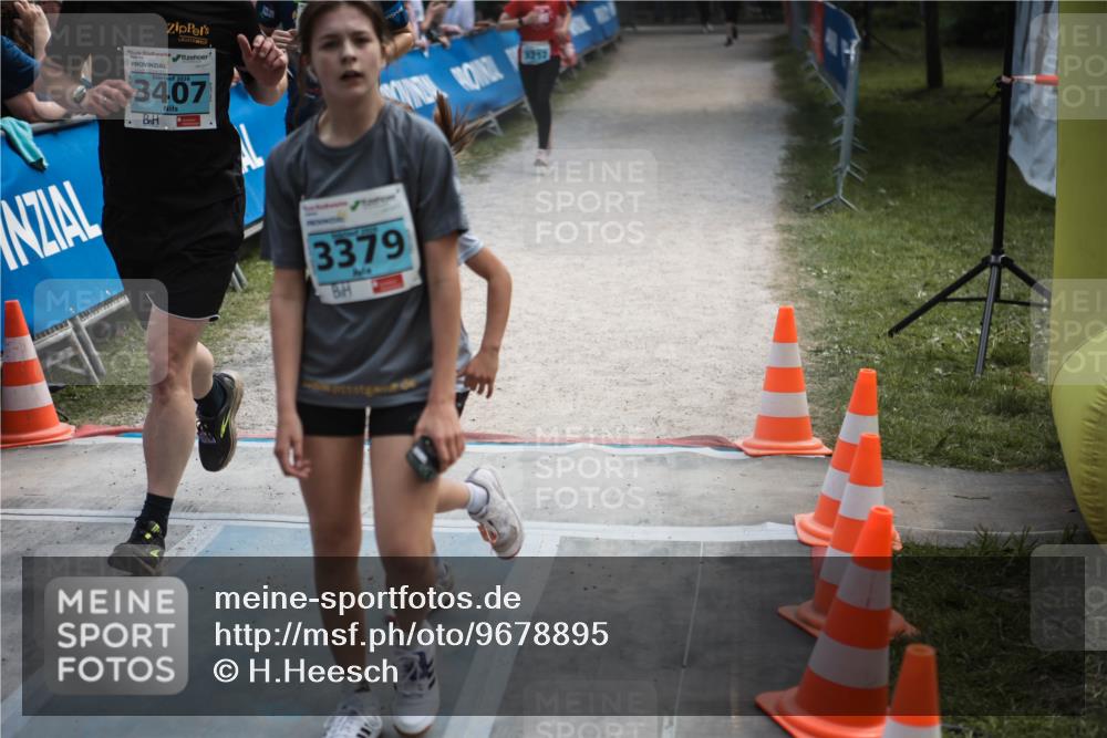 09.05.2026 - Störlauf H.Heesch http://msf.ph/oto/9678895 09.05.2026 16:30:38 Ziel 2026, 3407, 3379, 3232 meine-sportfotos.de